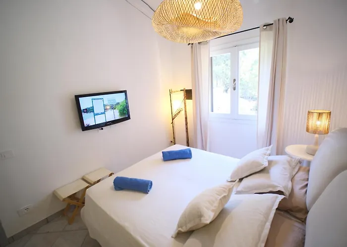 Apartamento With Pool Access & Sea Views *