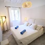 Stunning Bay-view - Pool, Terrace & 30s To Center & 10 Minutes To The Apartmán *