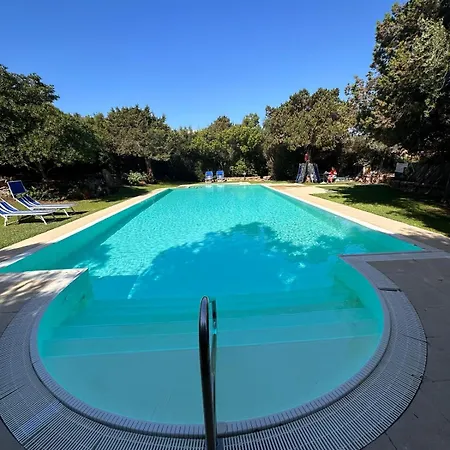 With Pool Access & Sea Views * Porto Rotondo